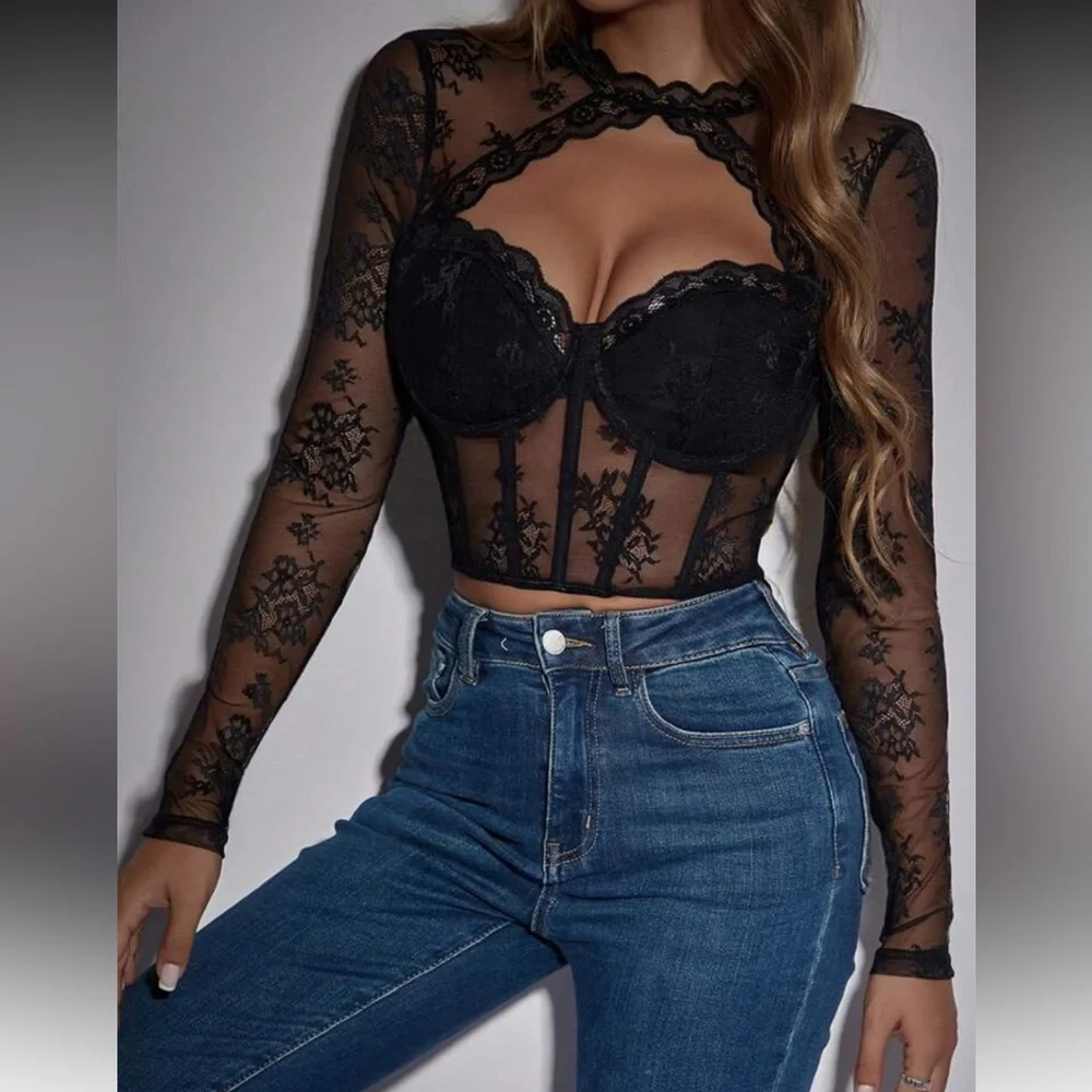 Elegant Black Lace Long Sleeve Top